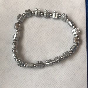 Silver present bracelet one size